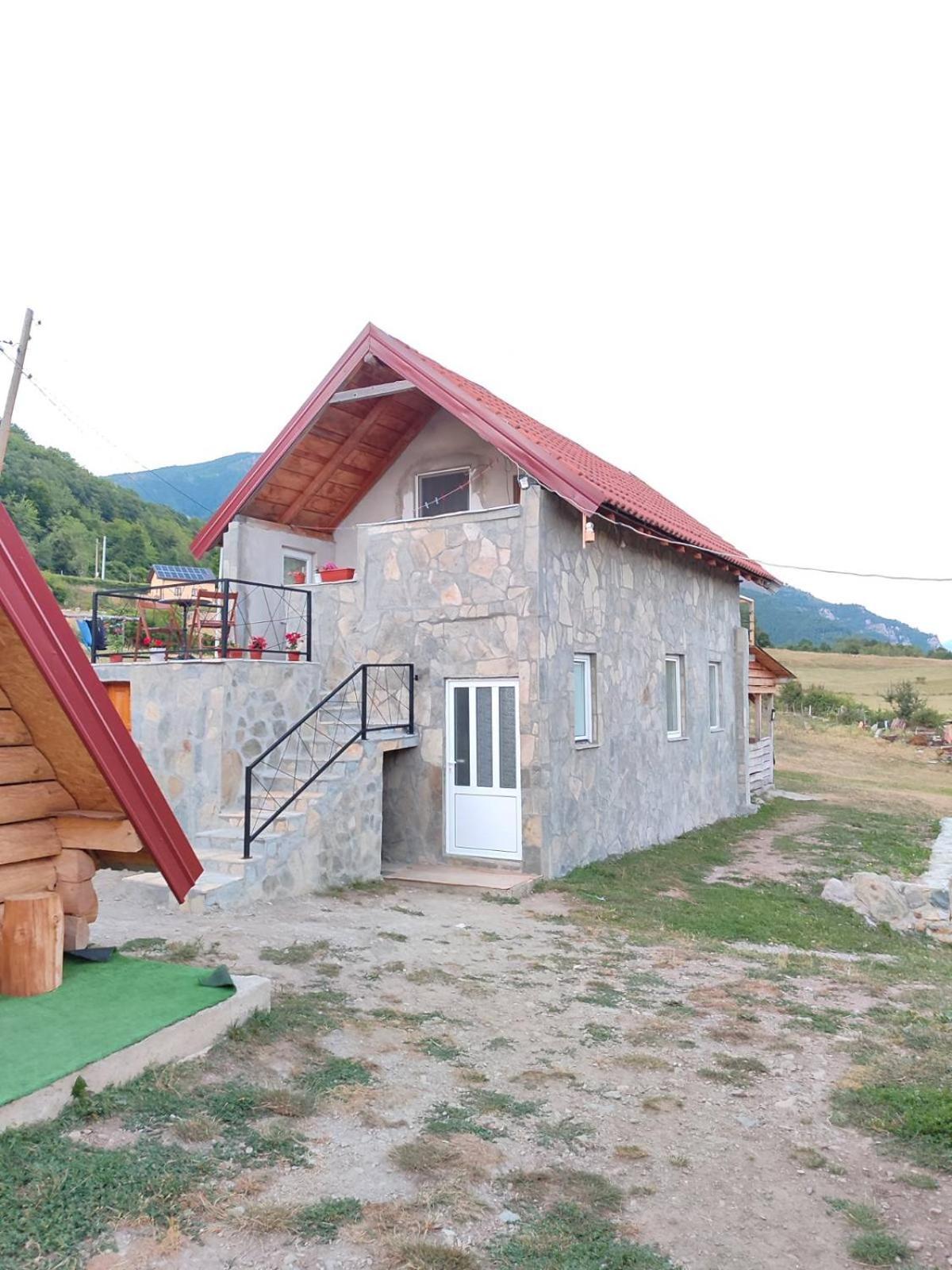 Bungalows Malagic Gusinje Exterior foto