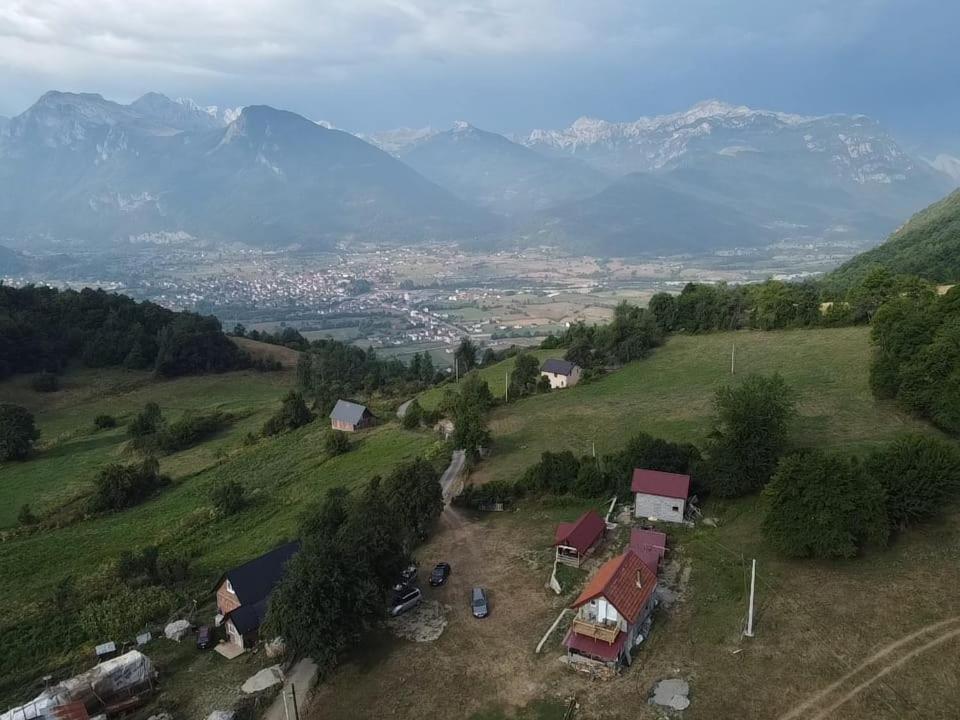 Bungalows Malagic Gusinje Exterior foto